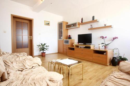 Apartment Orebic 10080b