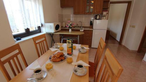 Apartment Malinska,krk, Primorje-gorski Kotar 1