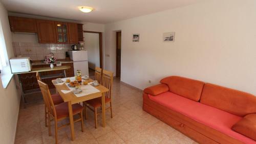 Apartment Malinska,krk, Primorje-gorski Kotar 1