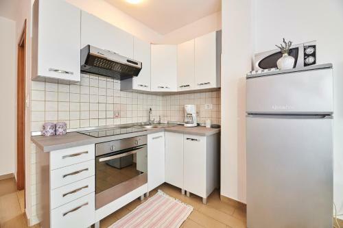 Apartments Nina
