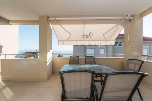 Apartments Villa Maelise