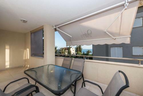 Apartments Villa Maelise
