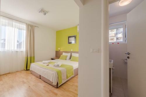 Apartments Villa Maelise