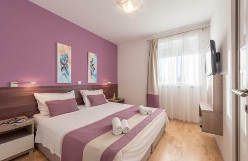 Apartments Villa Maelise