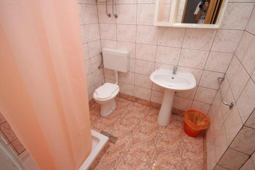 Hostal Twin Room Pag 278b