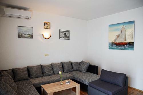 Apartment Ena