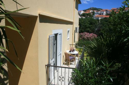Apartamentos Villa Marinesa