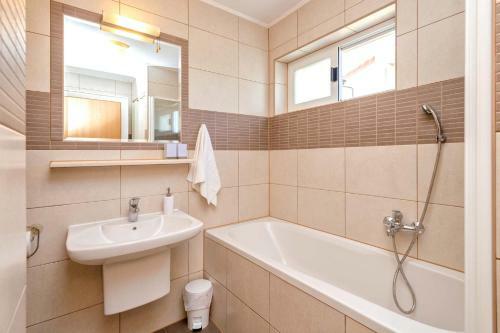 Apartamentos Deluxe Jelsa
