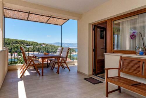 Apartamentos Deluxe Jelsa