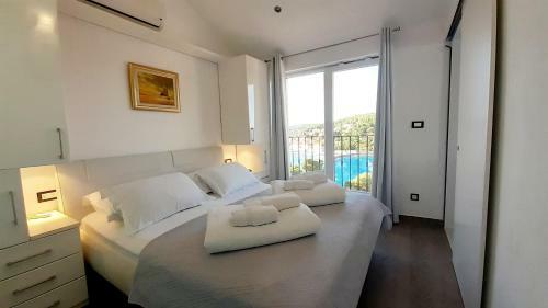 Apartamentos Deluxe Jelsa