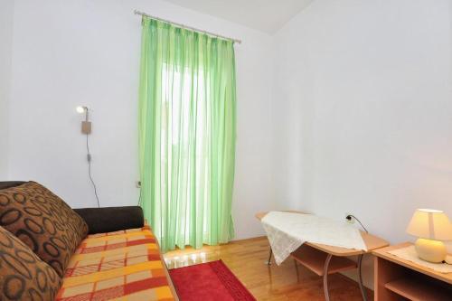 Apartment Seget Donji 10023c