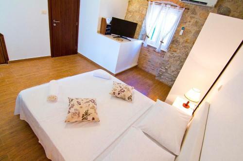 Aparthotel Luxury Old Town Suites