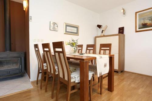 Apartment Orebic 10149a