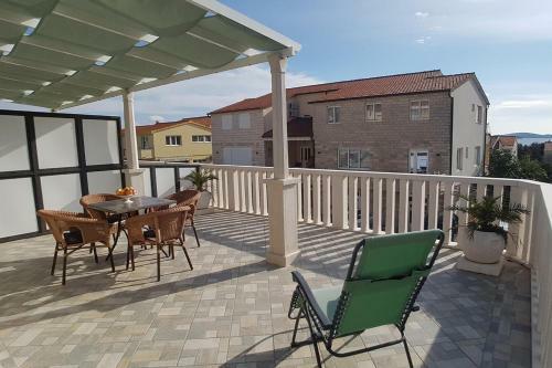 Apartment Orebic 4500d