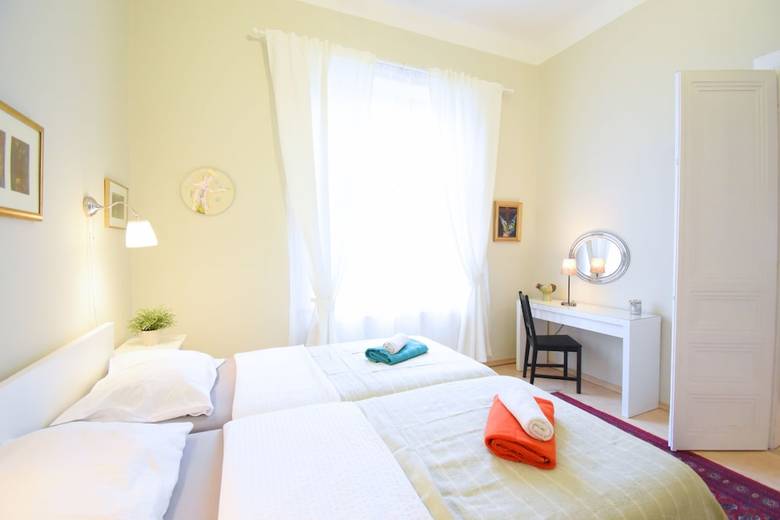 Donos Apartments
