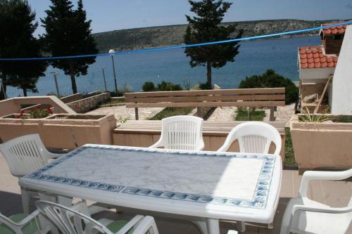 Apartment Stara Novalja 4134b