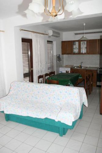 Apartment Stara Novalja 4134b