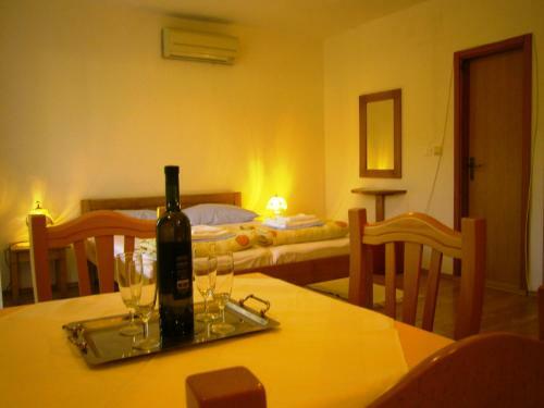 Hostal Villa Adria