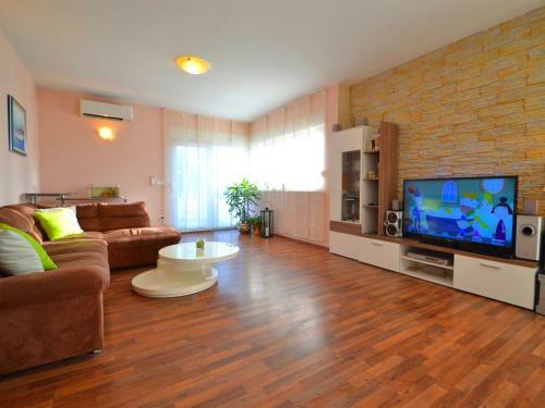 Holiday Home Ana