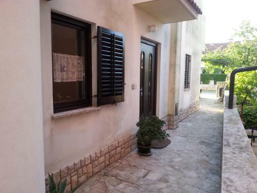 Apartment Bozac