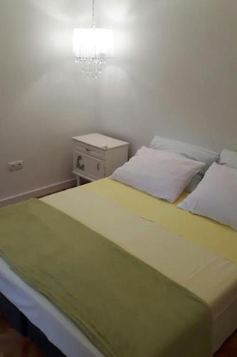 Apartments With Wifi Omis - 4642