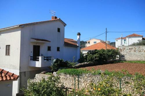 Apartments With A Parking Space Slatine (ciovo) - 8658
