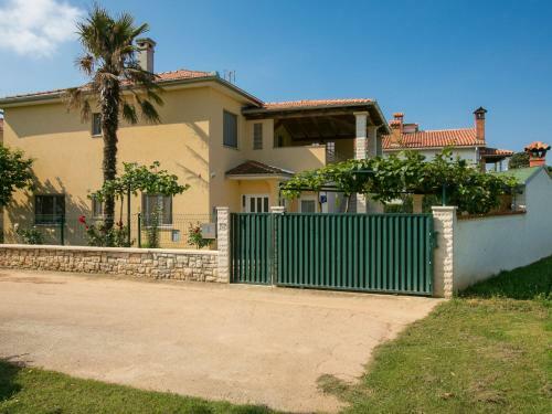 Holiday Home Maya