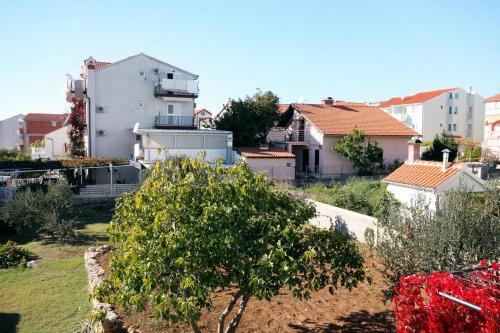 Apartments With A Parking Space Vodice - 4236