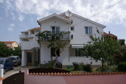 Apartments With A Parking Space Vodice - 4236