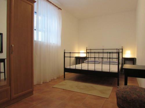 Apartments Madirazza
