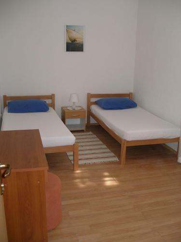 Apartments Madirazza