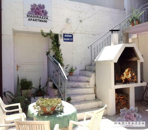 Apartments Madirazza