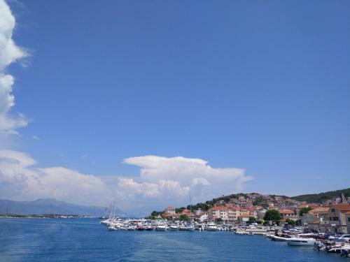 Apartments Madirazza