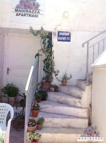 Apartments Madirazza