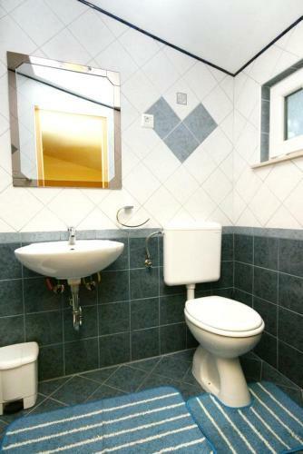 Apartments By The Sea Selce (crikvenica) - 5550