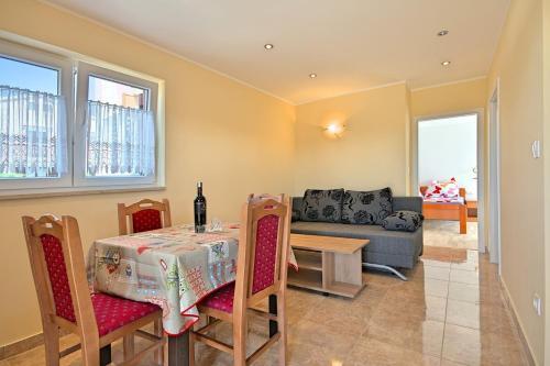 Apartment In Porec/istrien 10213