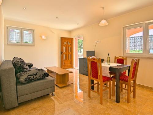 Apartment In Porec/istrien 10213