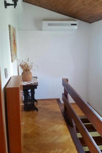 Holiday Home Seget Vranjica 2195