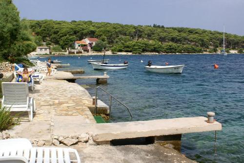 Apartments By The Sea Rogoznica - 11425