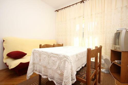Apartment Orebic 10077a