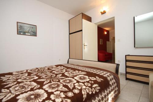 Apartment Novalja 6317a