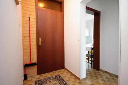 Apartment Selce 2379b