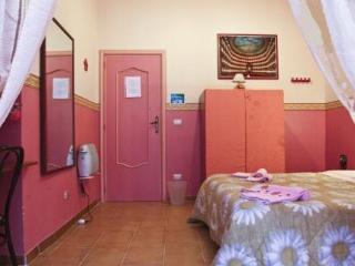 Hostal Robby's House B&B