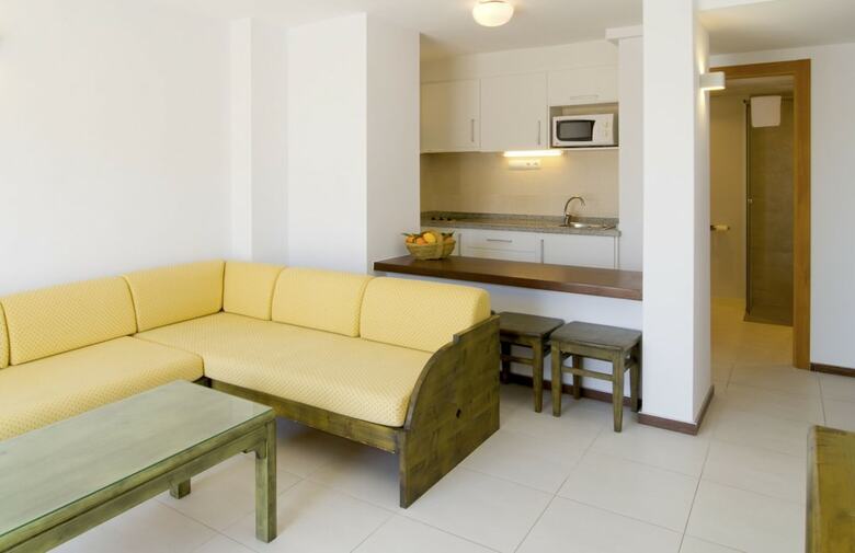 Apartamentos Bon Lloc