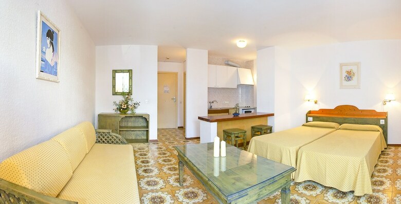 Apartamentos Bon Lloc