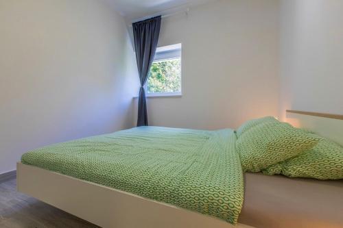 Two-bedroom Apartment In Dramalj XV