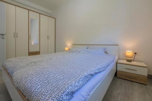Two-bedroom Apartment In Dramalj XV