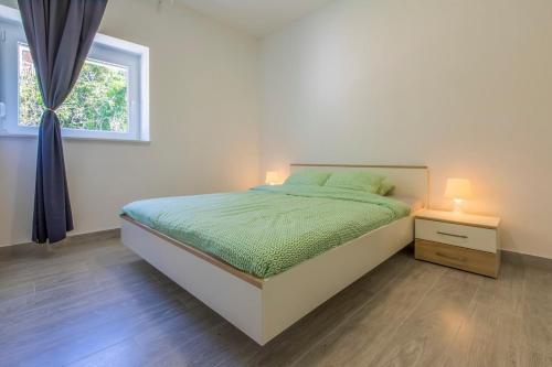 Two-bedroom Apartment In Dramalj XV
