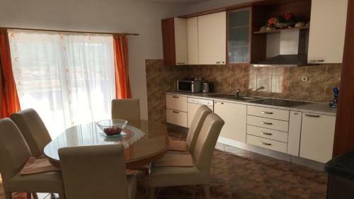Apartments Sea Star Ivana