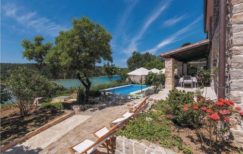 Holiday Home Kampor I